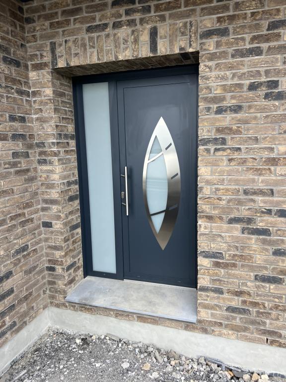 Porte d'entrée aluminium