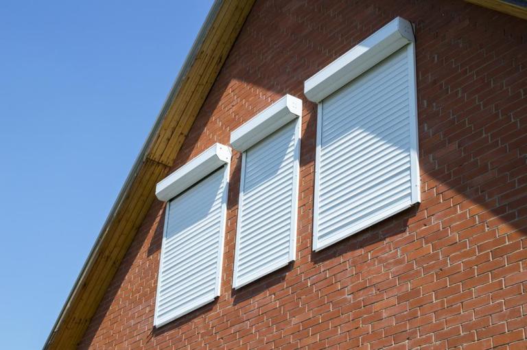 Volets roulants à Cambrai, isolation et confort optimisés